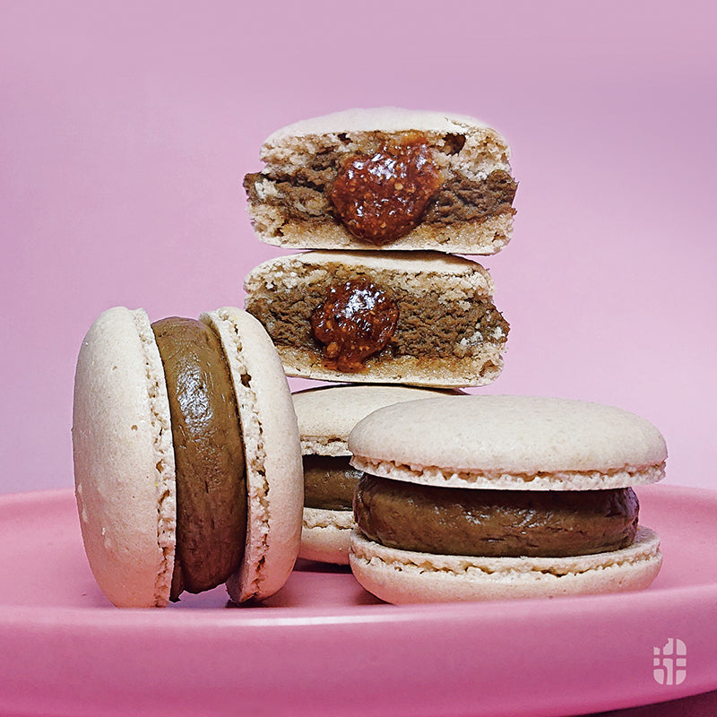 焙茶榛果軟心馬卡龍 Hojicha Hazelnut Praline Macaron